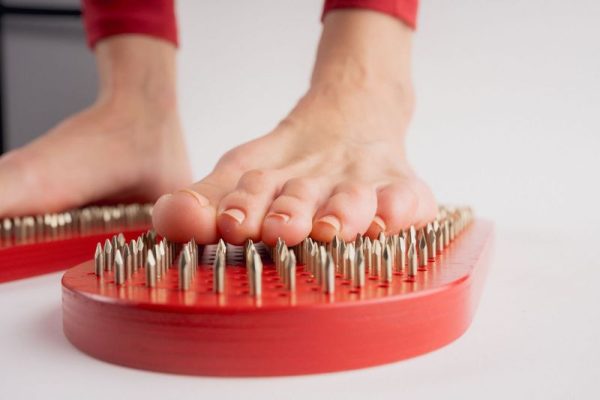 Lobster Sadhu Nails Board - Image 5